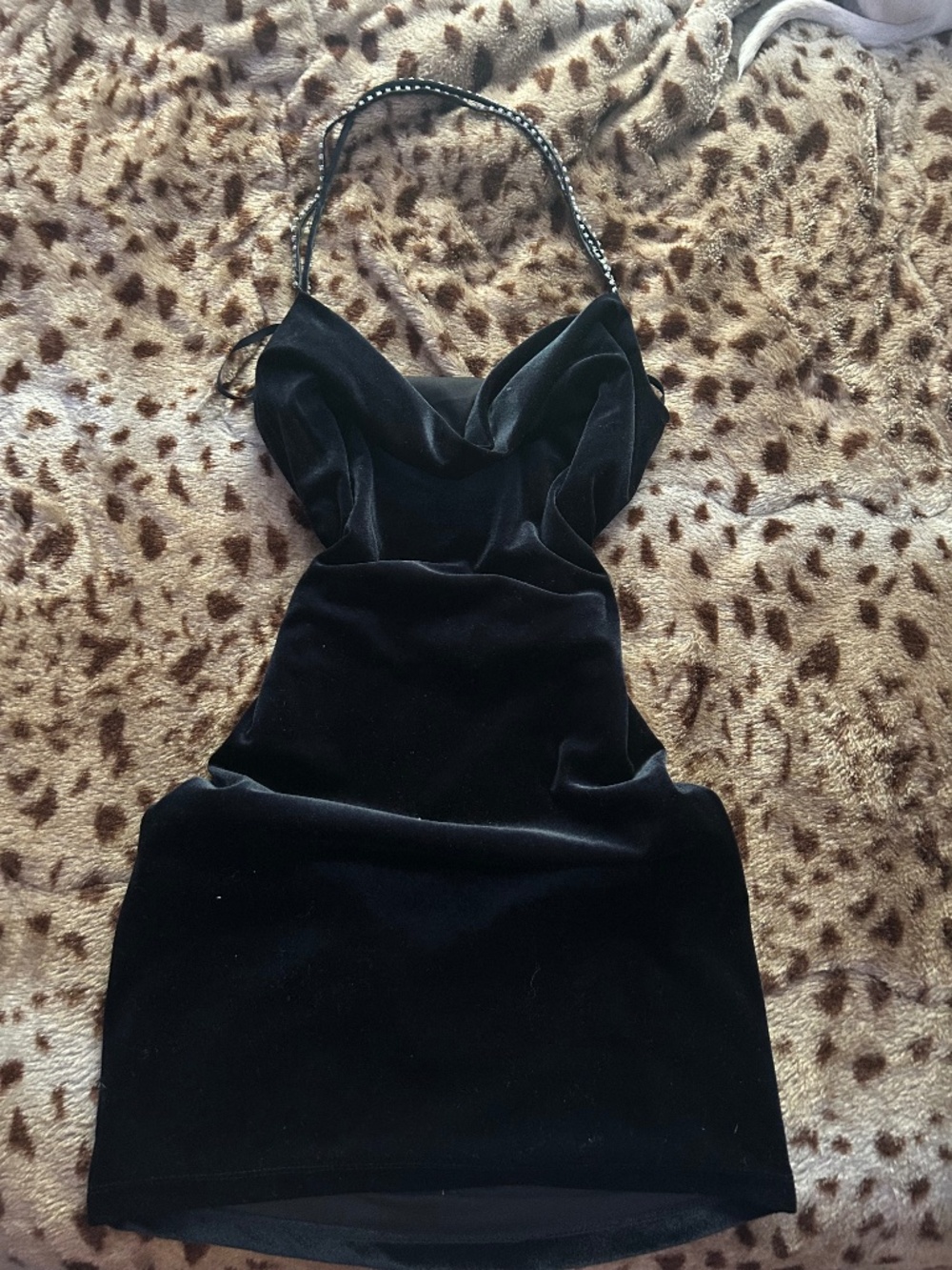 B darlin size 9/10 rhinestone cowl neck velvet dress